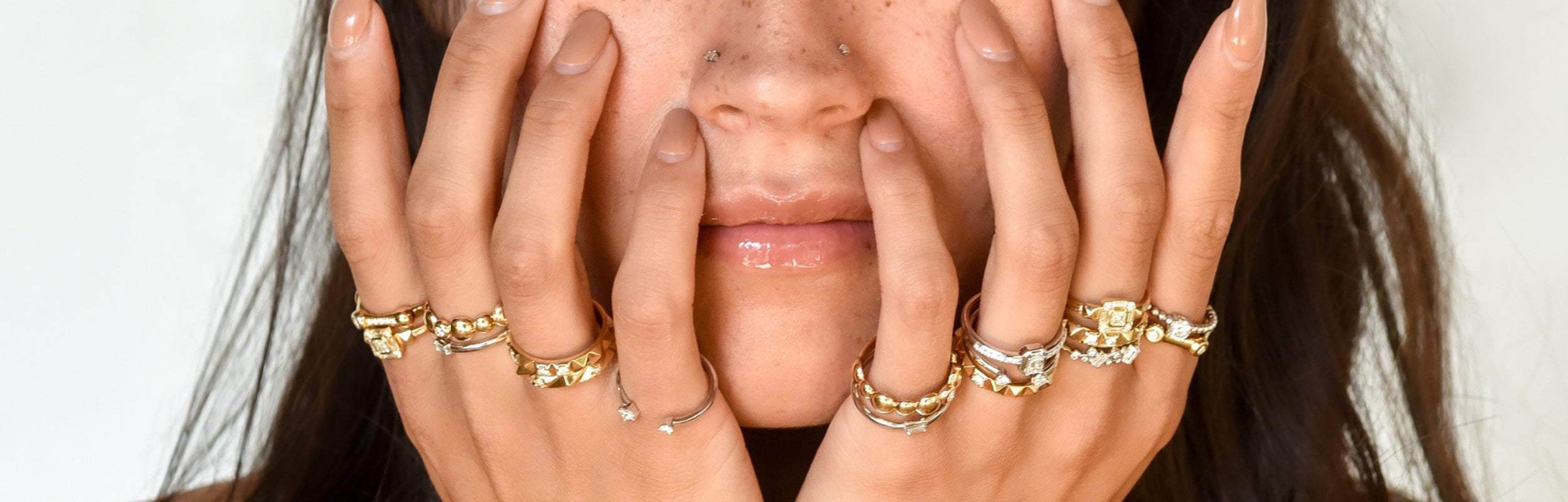 Kateri Lynn wearing natural diamond rings from Earth, Ice and Spirit collection. Ekati Diavik and Gahcho Kué set in Italian Modern Electrum. Canadian.