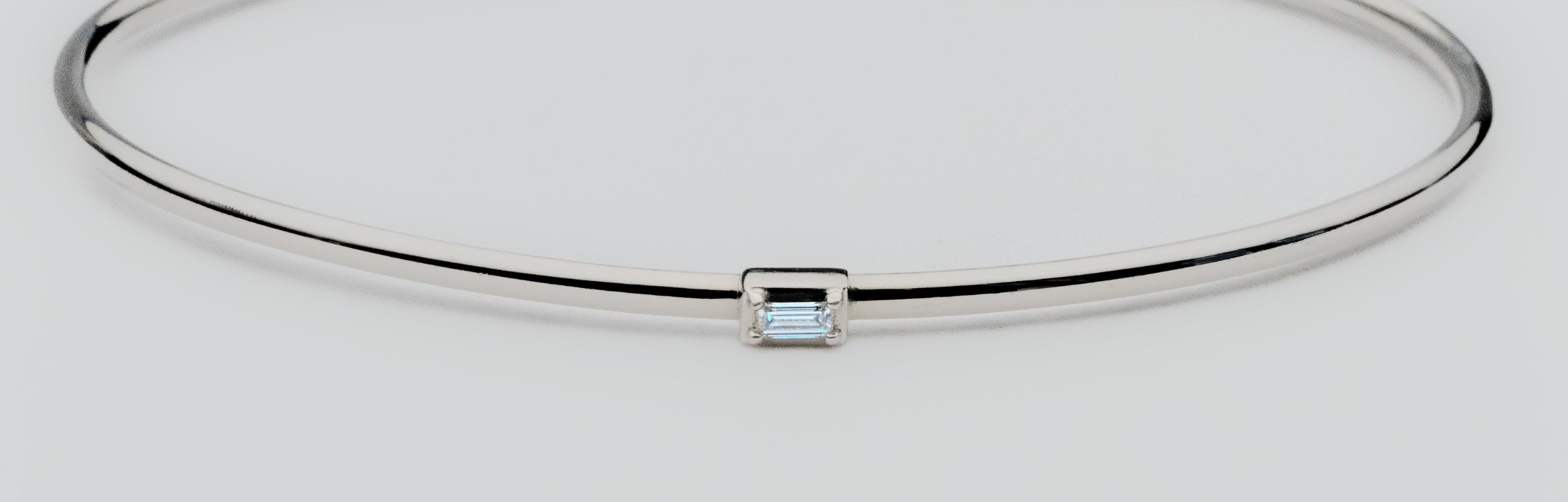 Unisex Ice Bracelet Origin baguette natural Canadian diamond from diavik with flex bangle in silver modern electrum